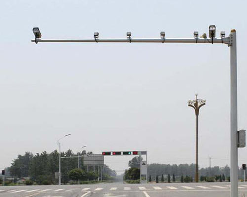 巩留监控灯