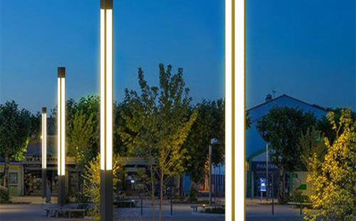 太阳能巩留景观灯定制常见问题与解决方案