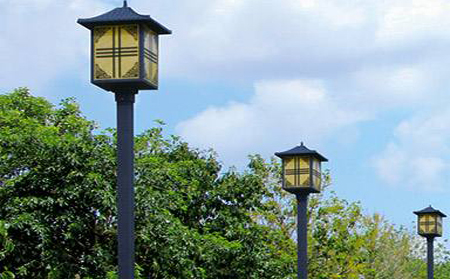 太阳能巩留庭院灯怎么选亮度与续航更耐用 太阳能巩留庭院灯怎么选亮度与续航更耐用