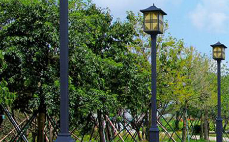 太阳能巩留庭院灯价格为何差三倍？关键看这几点